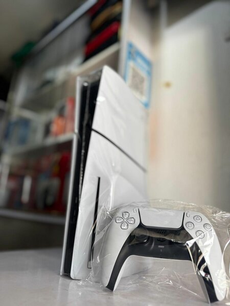 PS5 Slim Standard