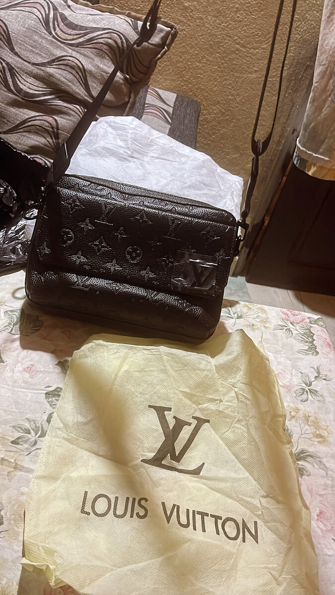 Sac bandoulière Louis Vuitton