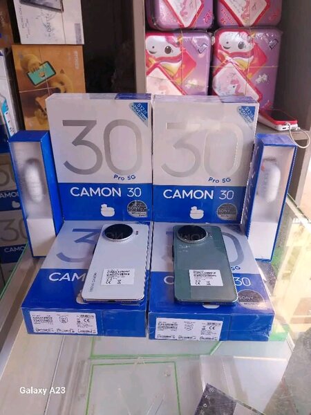 TECNO CAMON 30 PRO 5G 512GB 24GB RAM PREMIÈRE COPIE CONFORME
