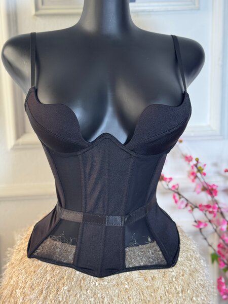 Corset noir élégant femme