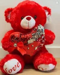 Nounours rouge avec cœur