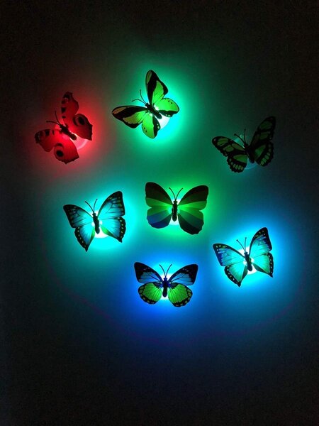 Papillons lumineux LED muraux