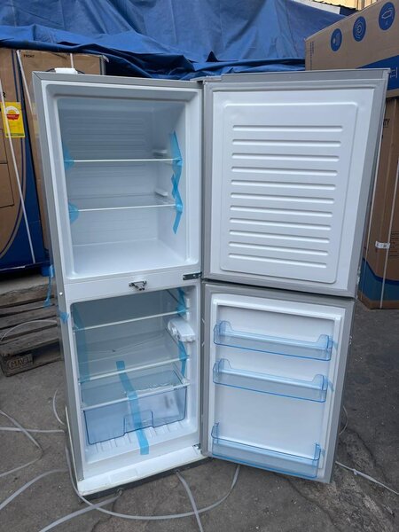 Novo Refrigerator/Freezer Type: Fridge-Freezer Mode:N