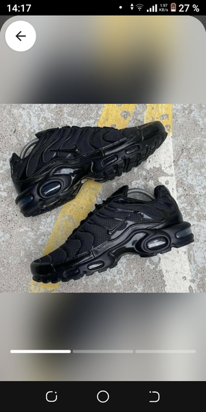 Des baskets NIKE et JORDAN