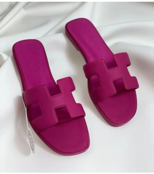 Sandales colorées tendance