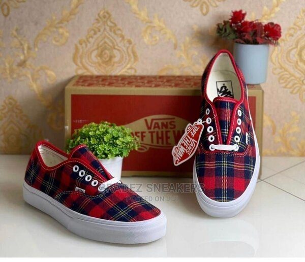 VANS AUTHENTIQUE