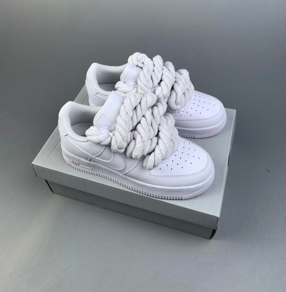 Sneakers unisex à lacets épais