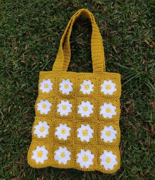 Crochet tote bag