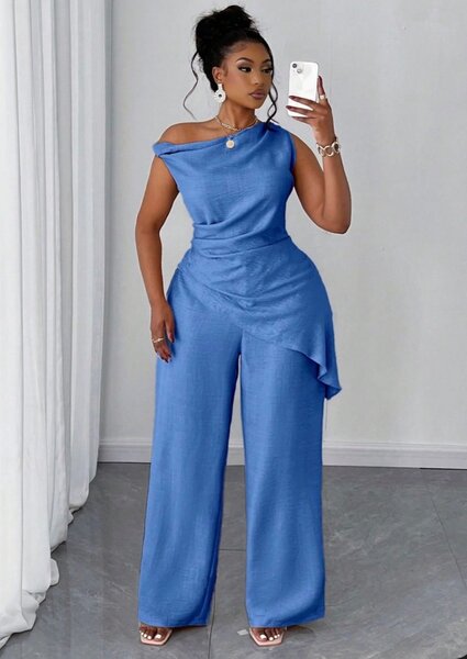 Élégance Robes et Combinaisons