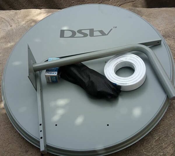 DSTV Full Set