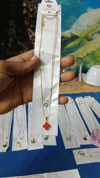 Collier Pendentif Fleur En Or