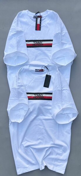 T-shirt blanche classique