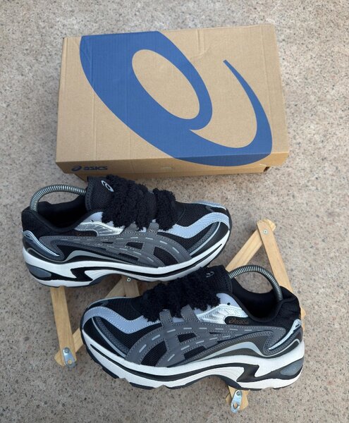 Chaussures running Asics