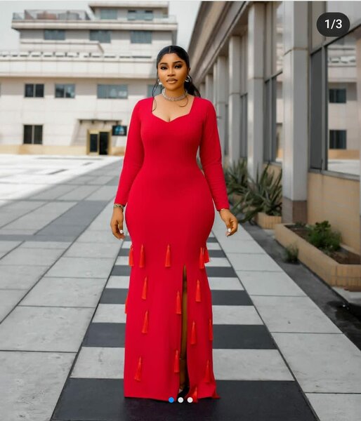 Robe moulante rouge glamour