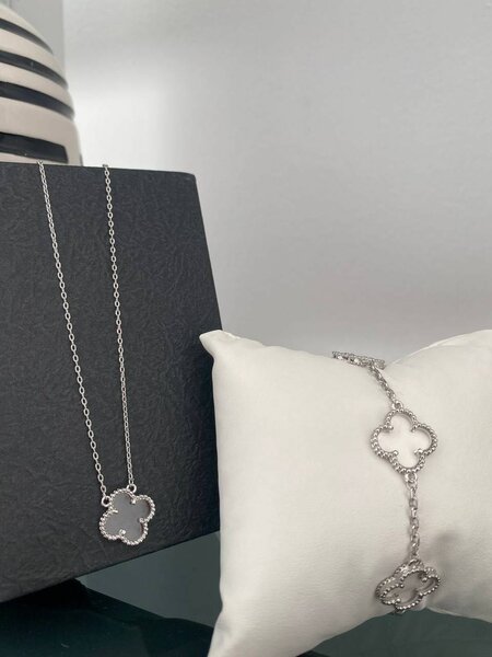 Collier et bracelet Élégance