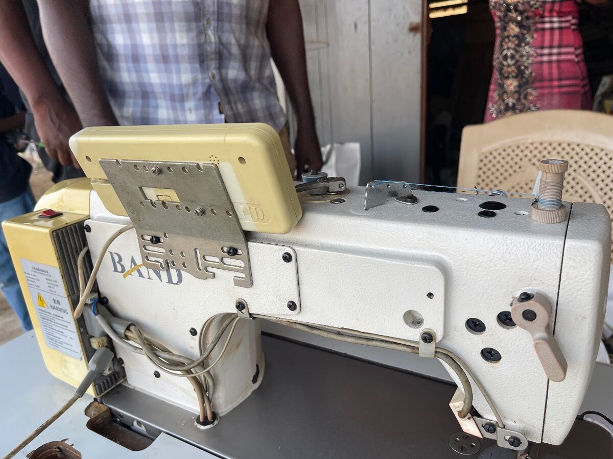 Industrial Digital sewing Machine