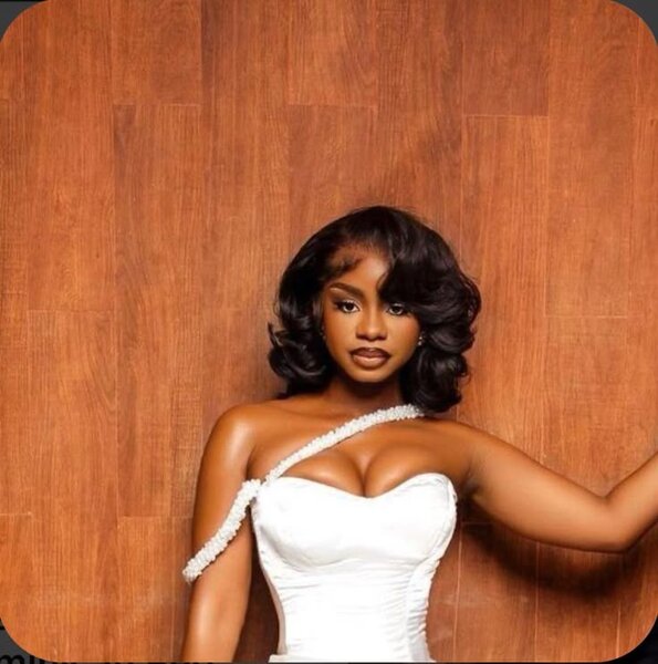 Perruque Bob Bouclée Chic