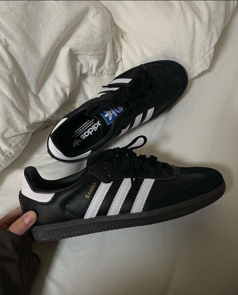 Adidas Samba Sneakers