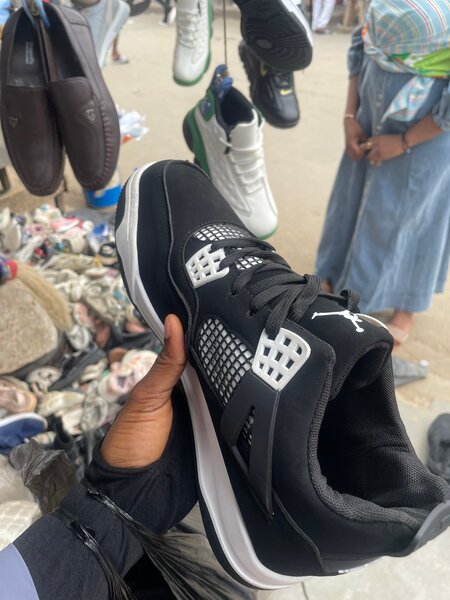 Men's Black Athletic Sneakers