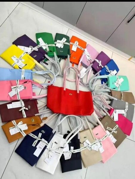 Sac fourre-tout femme Lacoste en toile