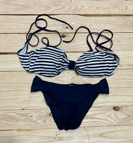 swimsuit black