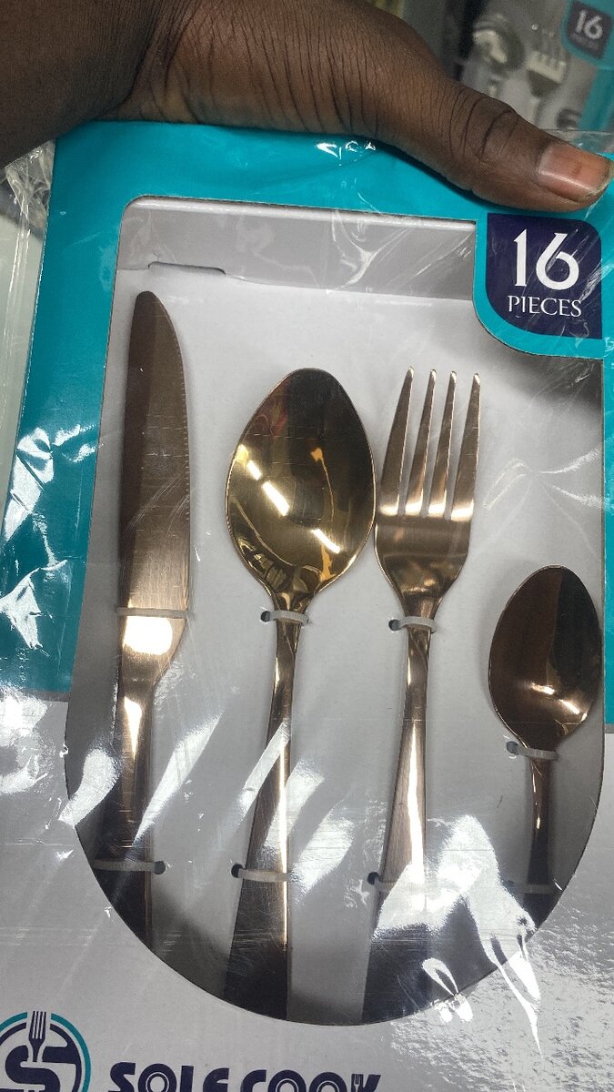 Ensemble de couverts inox