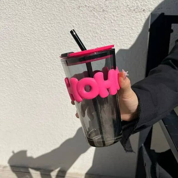 *GOBELET 450ML AVEC PAILLE & M