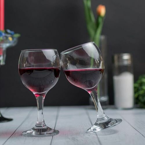 Verres à vin élégant lot 6