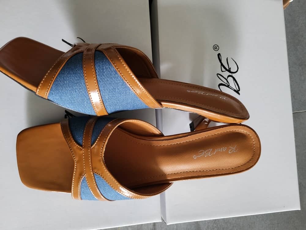 Sandales à talons denim chic