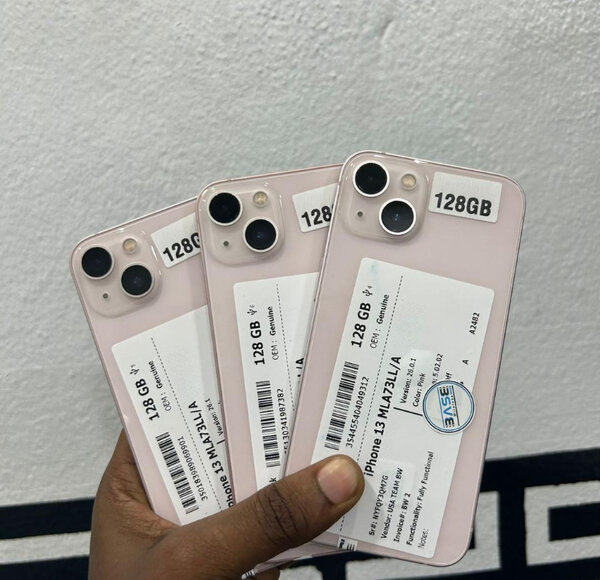 iPhone 13 Rose 128GB