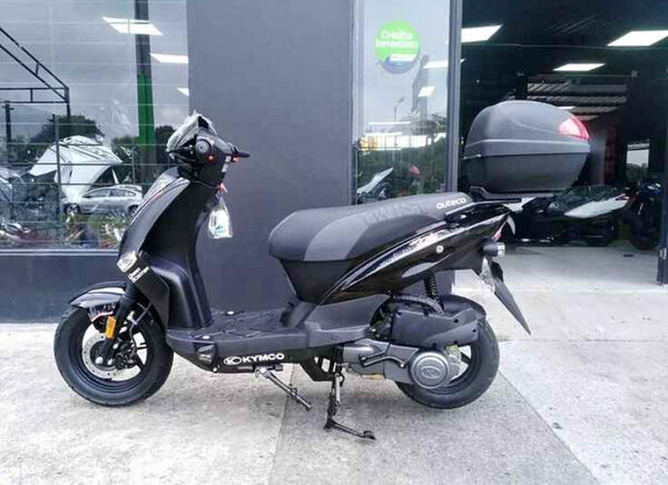 Scooter Kymco élégant