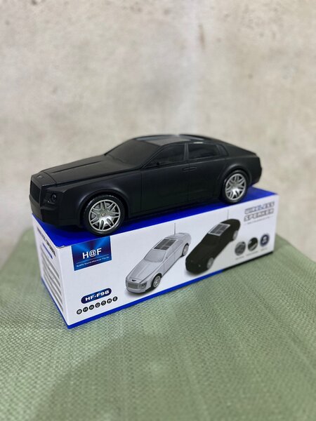 Enceinte Bluetooth voiture stylée