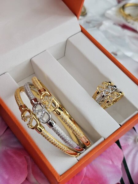 Ensemble de bijoux en plaqué or