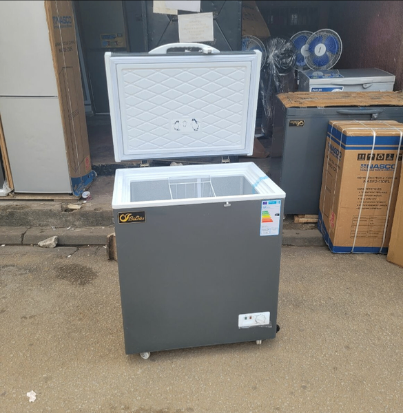 Congélateur coffre spacieux