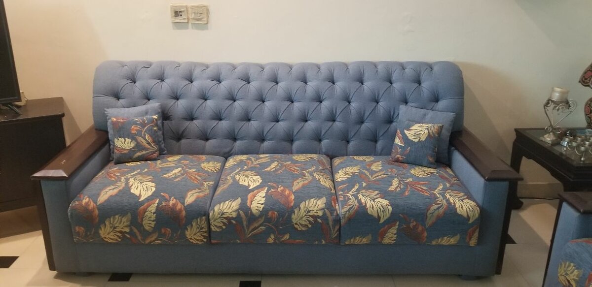 Sofa set