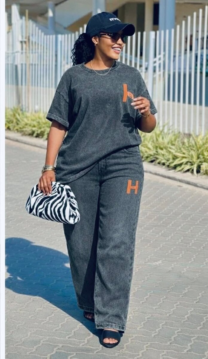 Ensemble décontracté moderne