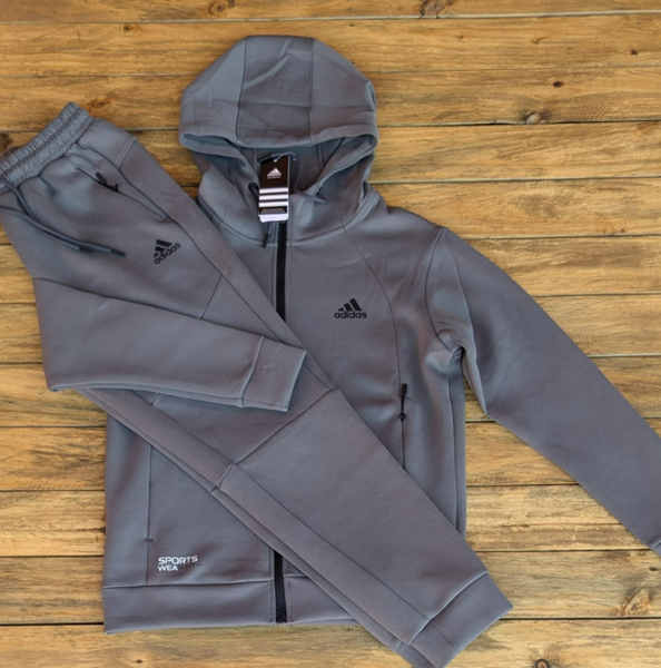 Adidas Tech fleece