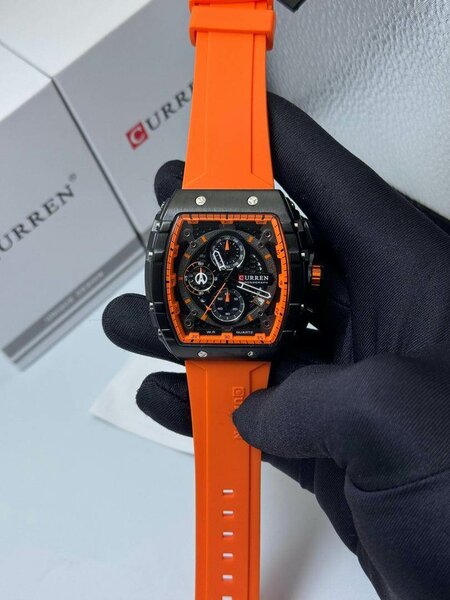 Montre sportive élégante