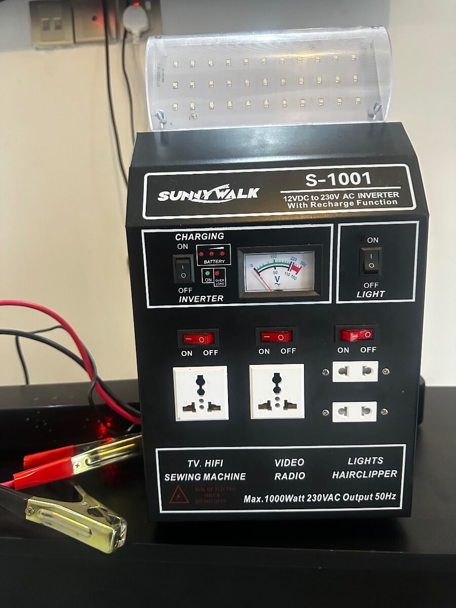 1000W inverter with recharge function and lamp