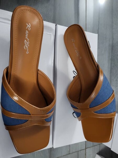 Sandales à talons denim chic