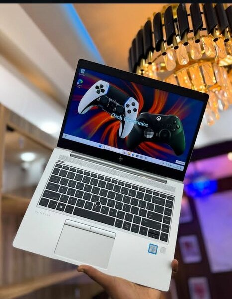 hp Envy 16 ×360 2 in 1 Ultra 5