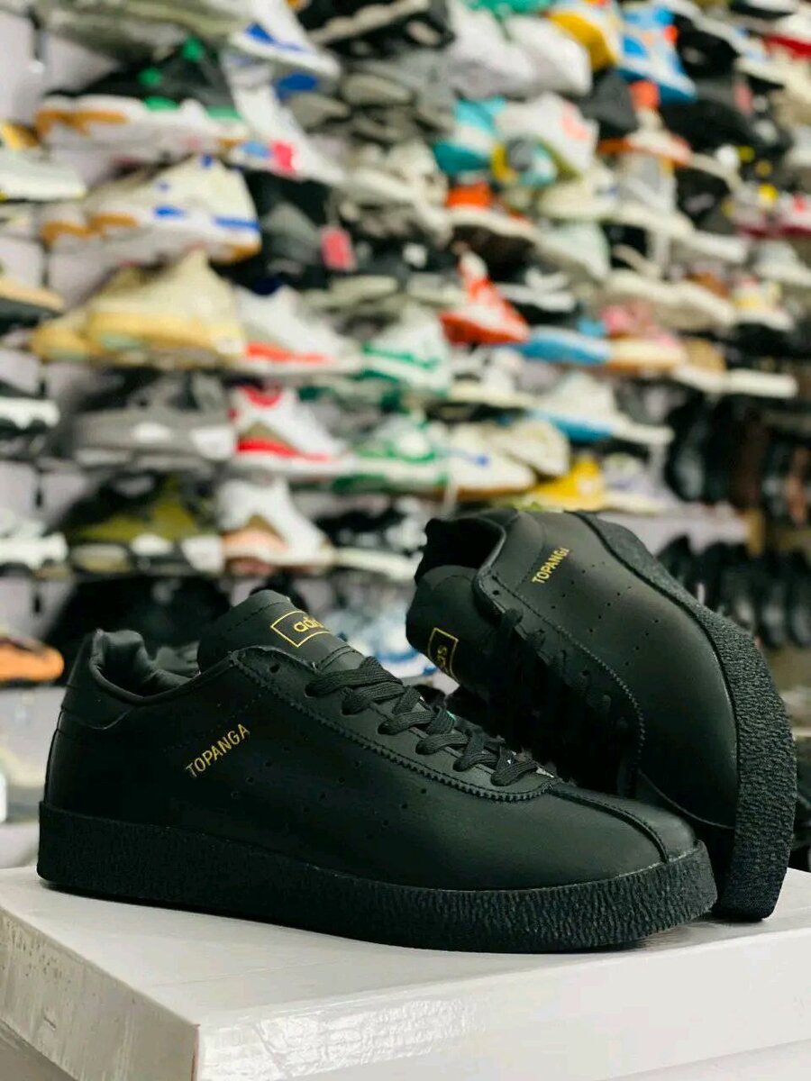 ORIGINAL ADIDAS TOPANGA