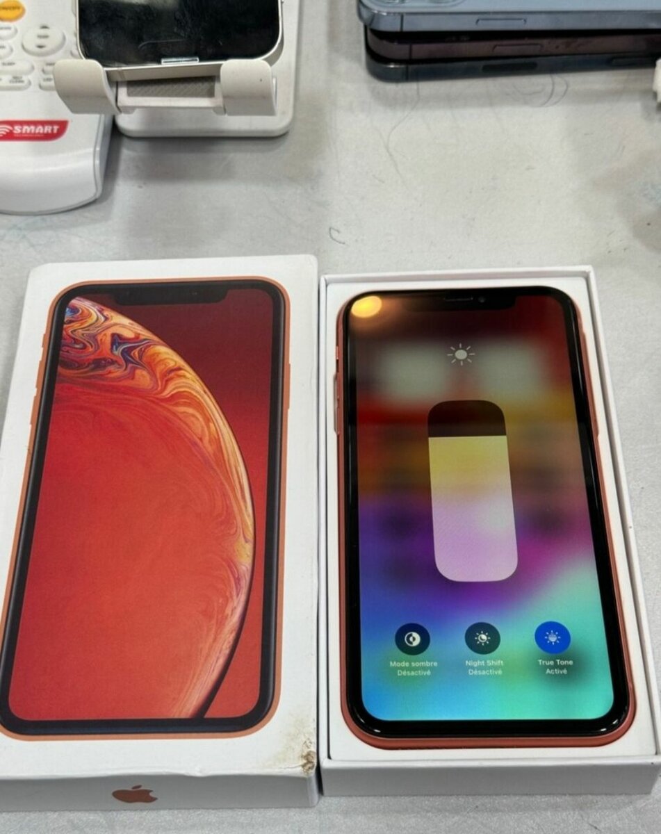 iPhone XR Rouge Débloqué
