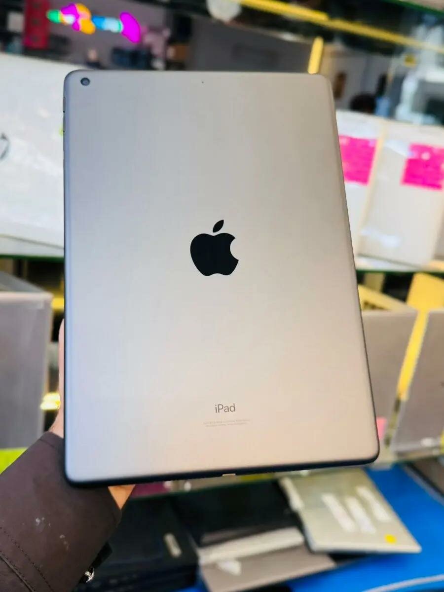 iPad Apple 10.2 pouces Wi-Fi