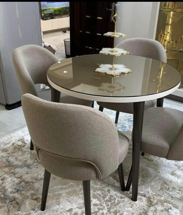 Table à manger moderne luxe