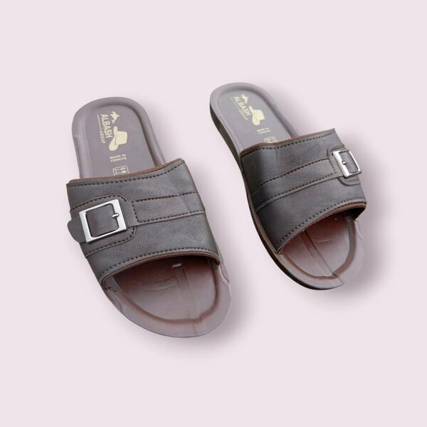 Sandales marron pour hommes