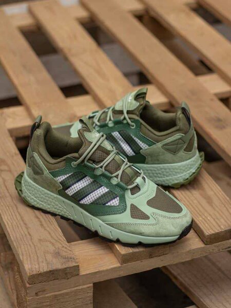 Chaussures de sport modernes