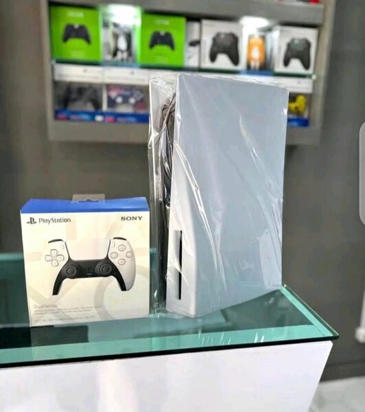 Console  Sony PlayStation 5
