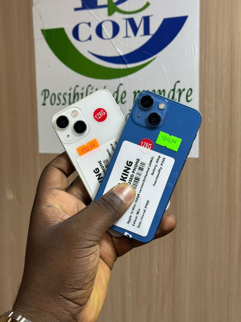 iPhone reconditionné 128Go bleu et blanc