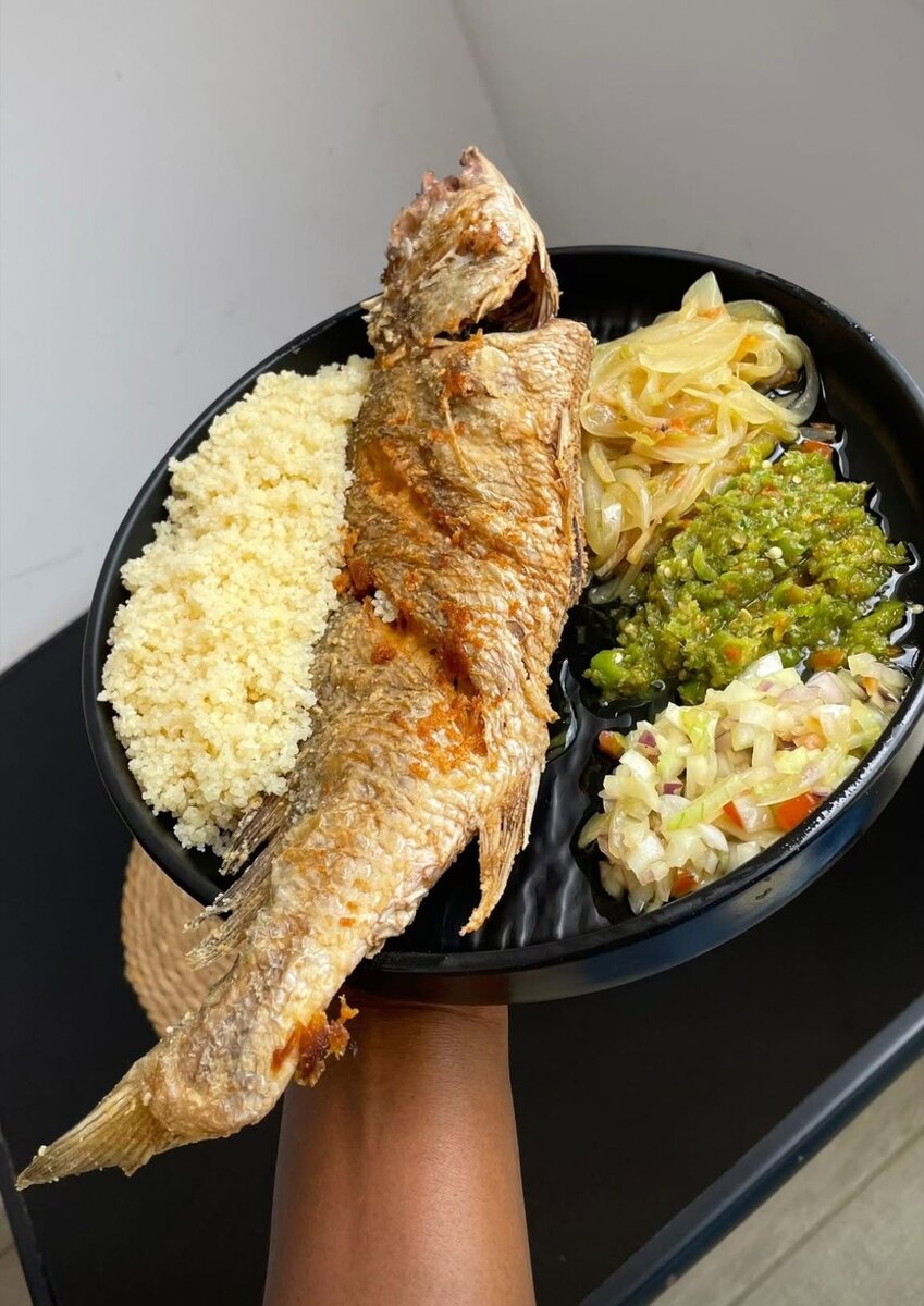 Poisson Sosso frit en entier